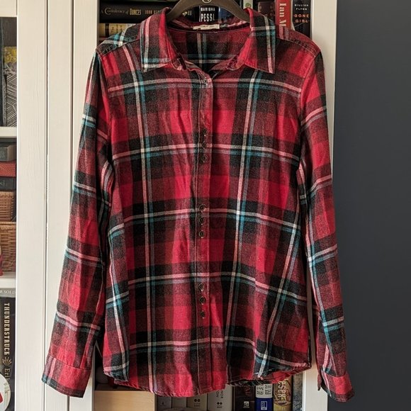 Lightweight Plaid Flannel with Back Lace Panel // Size L // Taylor & Sage - Picture 2 of 10